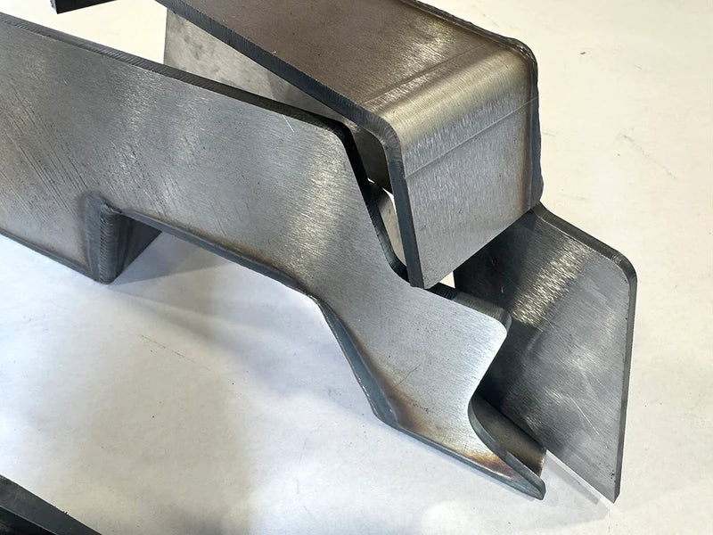 React Under Bed Step Notch - 92-99 C3500 - WELD IN