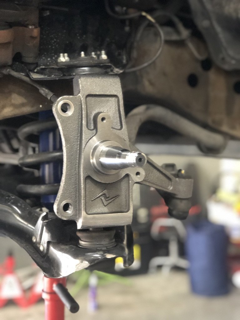 React 2" Modular Drop Spindles - 88-98 C1500 / 92-99 SUV