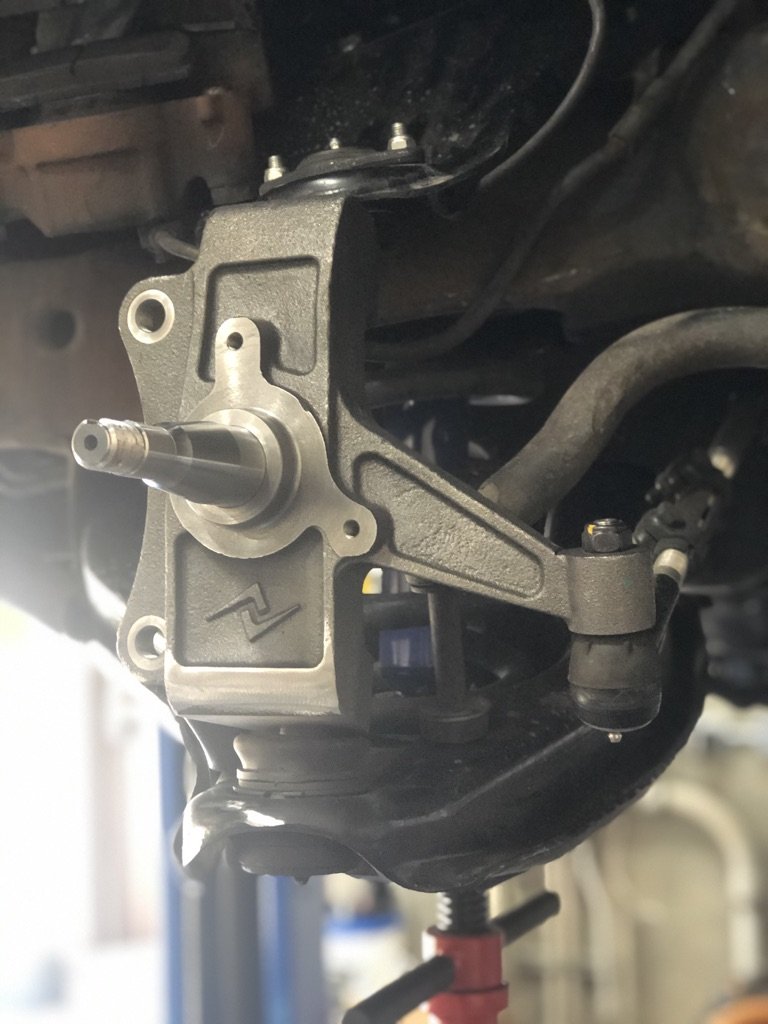 React 2" Modular Drop Spindles - 88-98 C1500 / 92-99 SUV